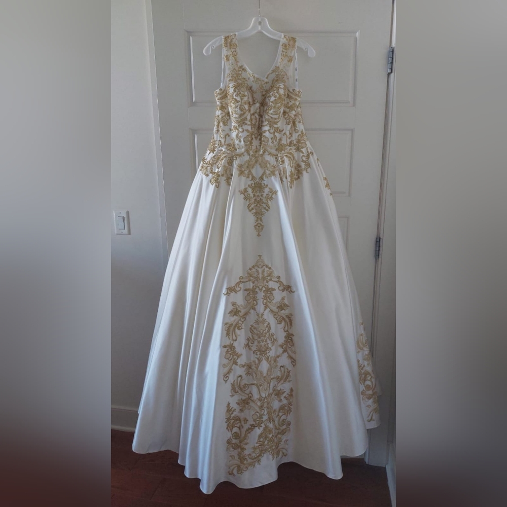 Pleated quince satin  ball gown with short sleeves and illusion.Ivory/ gol color